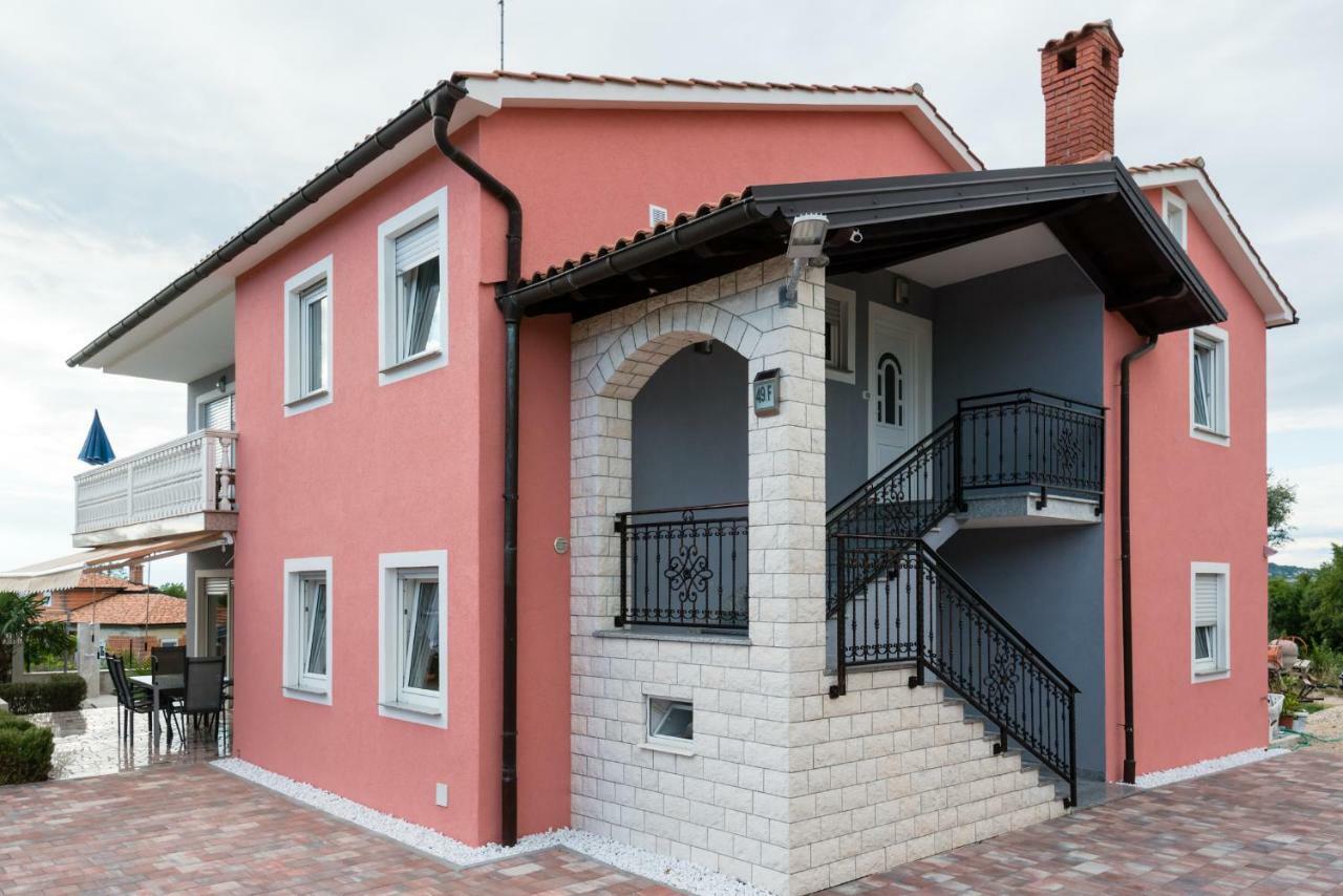Ferienhaus Bucic Буйе Экстерьер фото