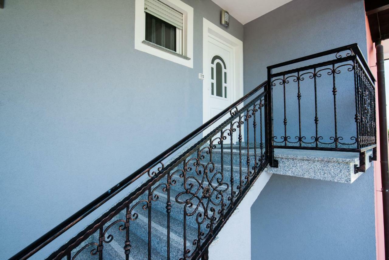 Ferienhaus Bucic Буйе Экстерьер фото